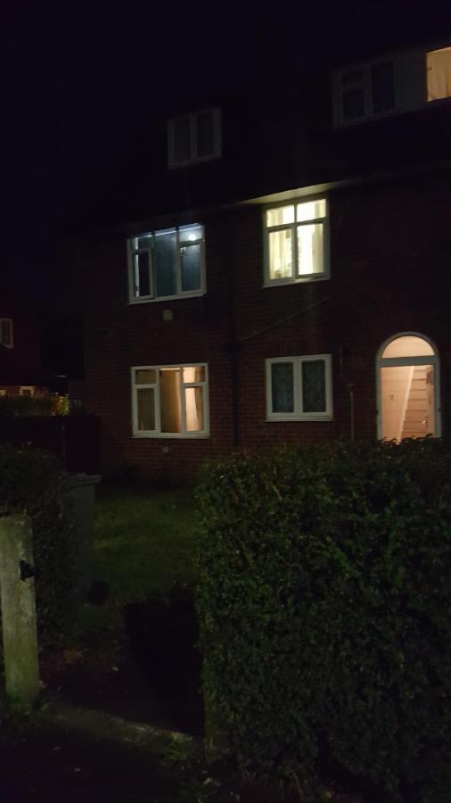 Splendid 4Bedrooms Shared Home Manchester Exteriér fotografie